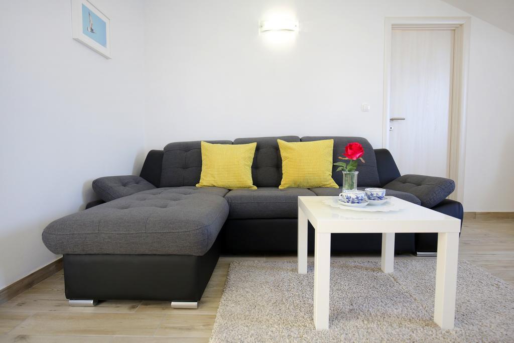 Sukošan Apartments Nada מראה חיצוני תמונה